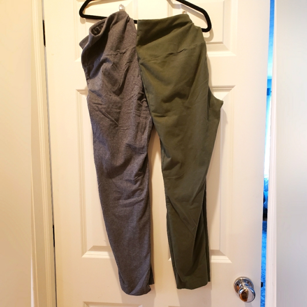 Terra & Sky leggings, 2 pair, size 0x (14w) hunter Green and gray